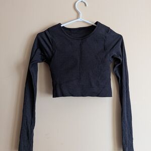 Lululemon Black Long-Sleeve Ribbed Crop Top